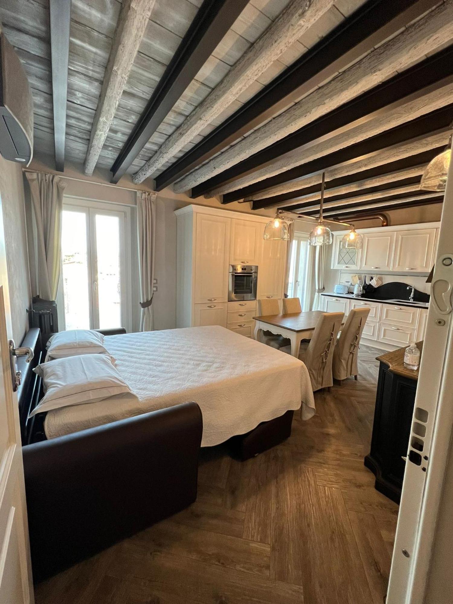 La Vite 2.0 Apartments Десенцано дел Гарда Екстериор снимка